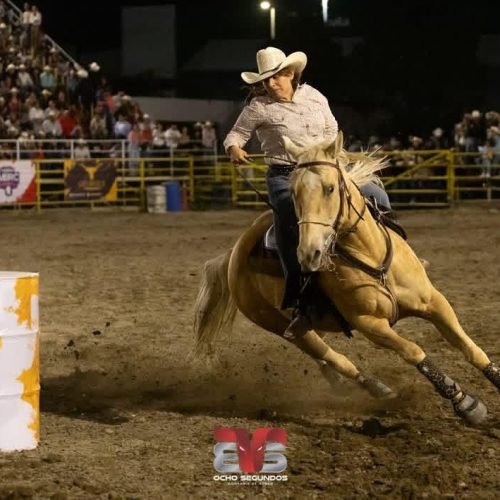 Myriam Flores-13